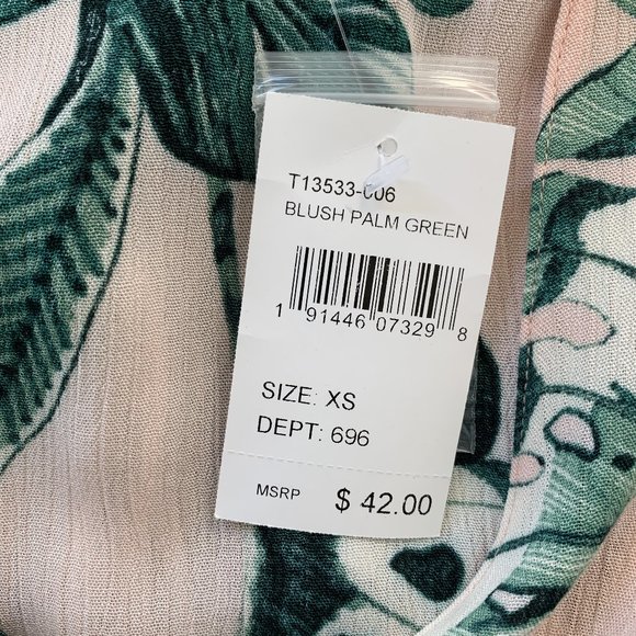NWT LUSH Blush Palm Short Sleeve Tie Front Shirt - Picture 6 of 8